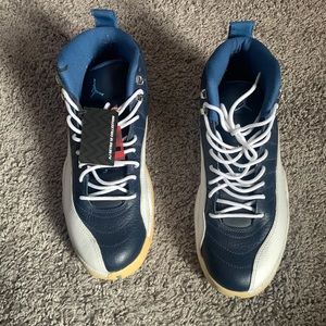 2012
Air Jordan 12 Retro 'Obsidian' 2012 mens 8.5